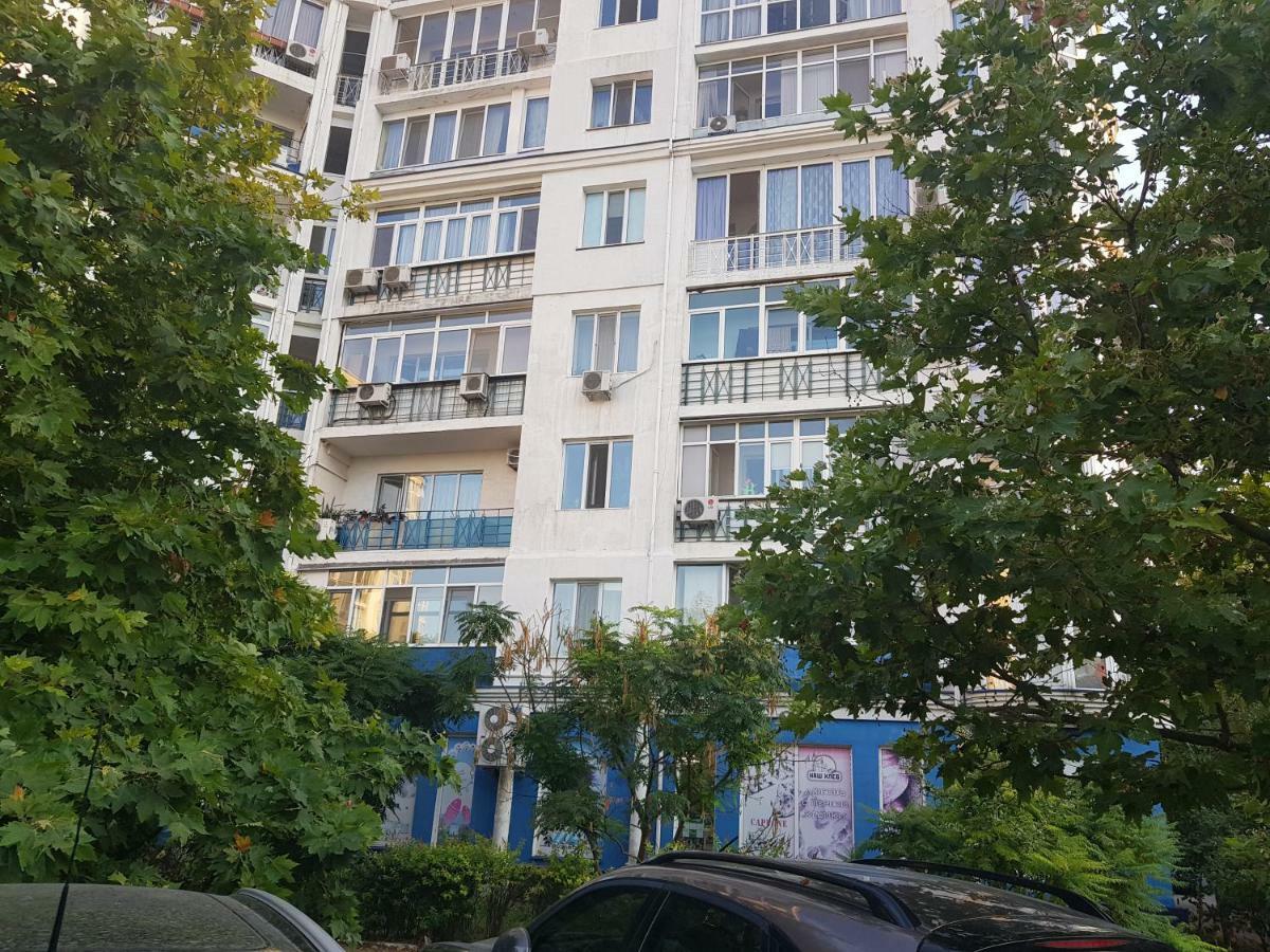 Апартаменты На Люстдорфской Odesa Exterior photo